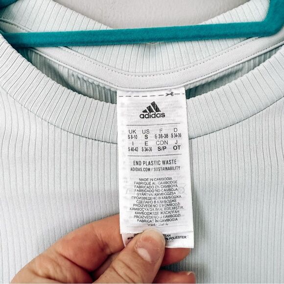 Adidas Blue Short Sleeve Cropped Light Ribbed Tee Shirt Size Small - Picture 3 of 6